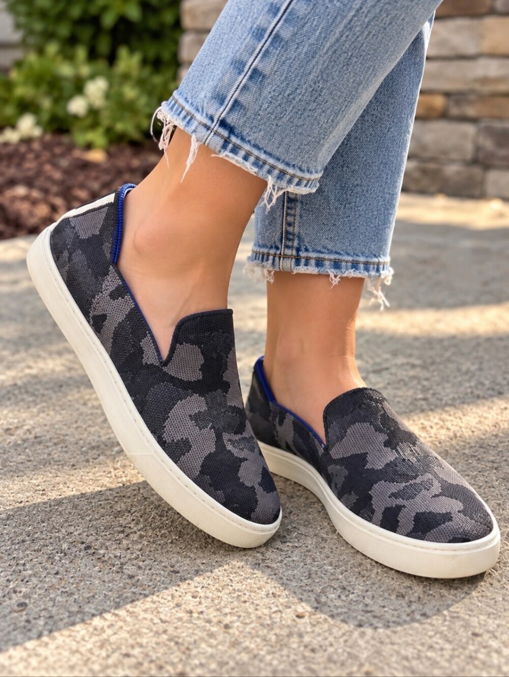 ROTHY'S The Original Slip On Sneaker In Grey Camo Size 8.5